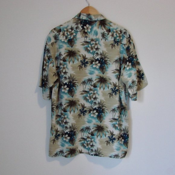 Floral Hawaiian Mens Shirt Short Sleeve Blues Greens Pierre Cardin Size Large - Picture 10 of 12
